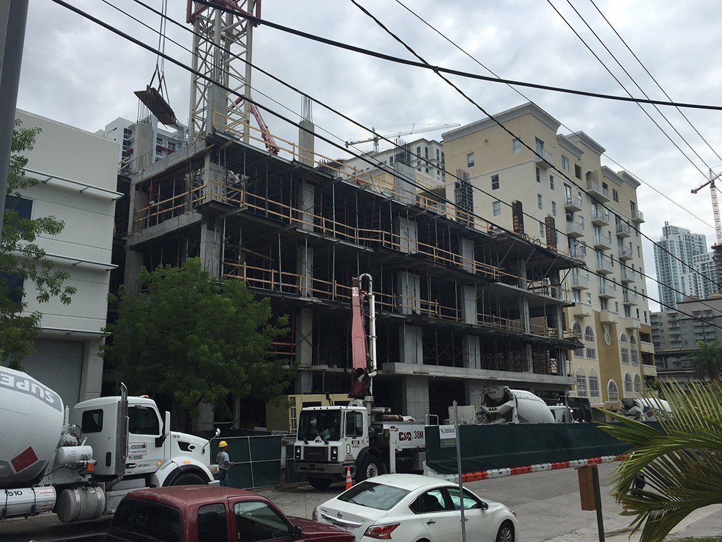 UNDERCONSTRUCTION1